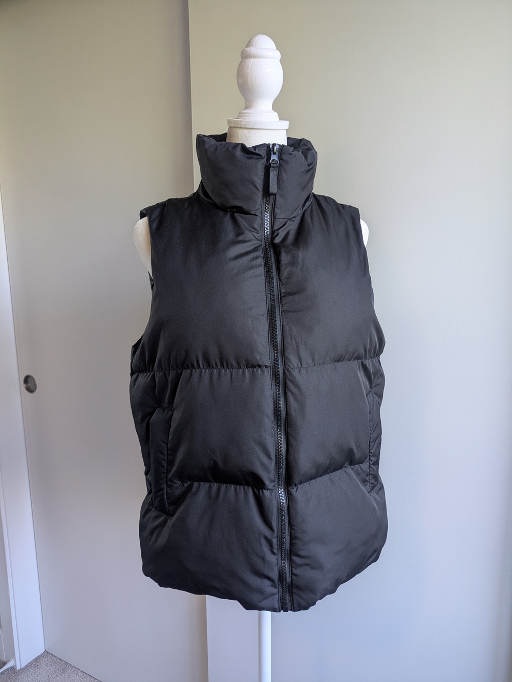 Women's Black Puffer Vest Jacket